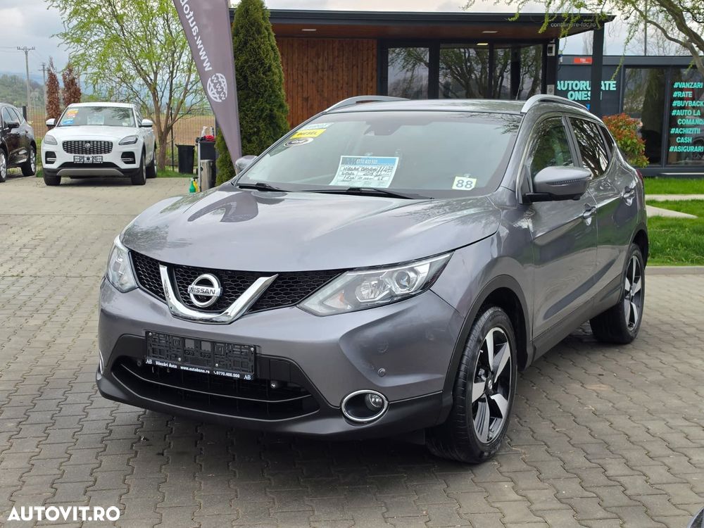 Nissan Qashqai - 2