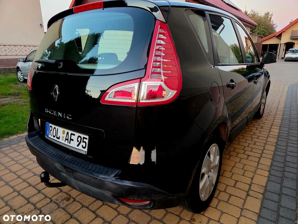 Renault Scenic 1.6 16V 110 Dynamique - 4