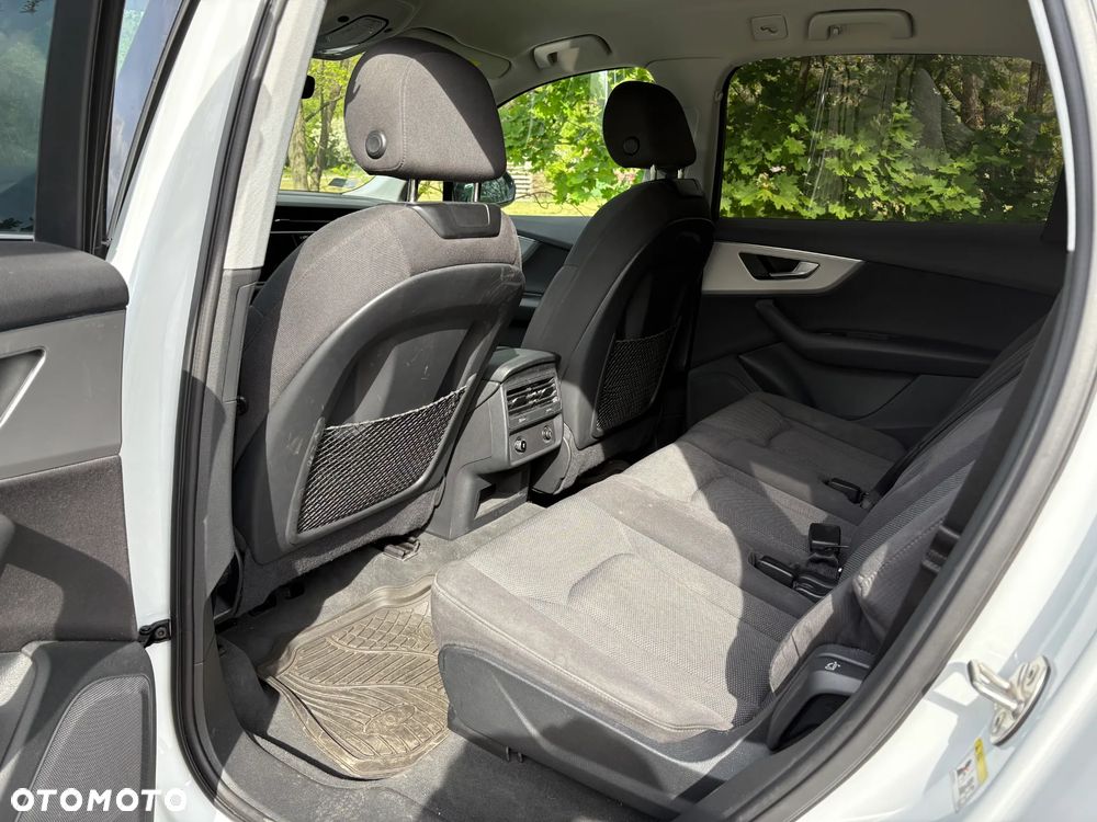Audi Q7 - 13