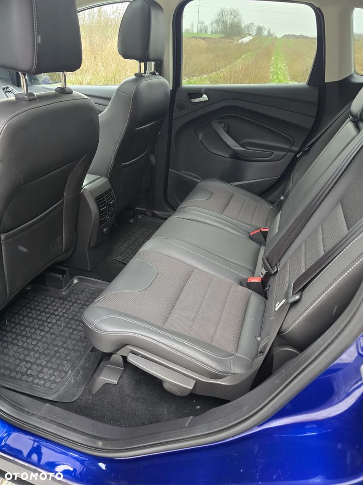 Ford Kuga 2.0 TDCi 4WD Titanium - 22