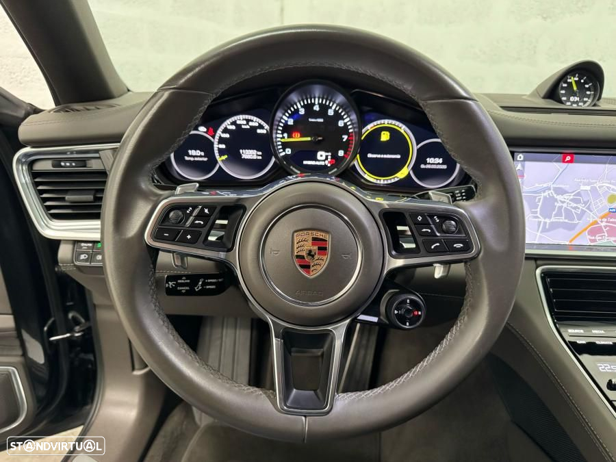 Porsche Panamera 4 E-Hybrid Executive - 18