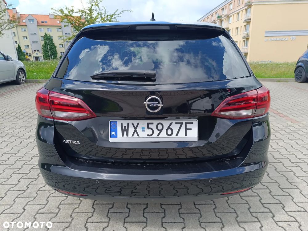 Opel Astra 1.4 Turbo Innovation - 4