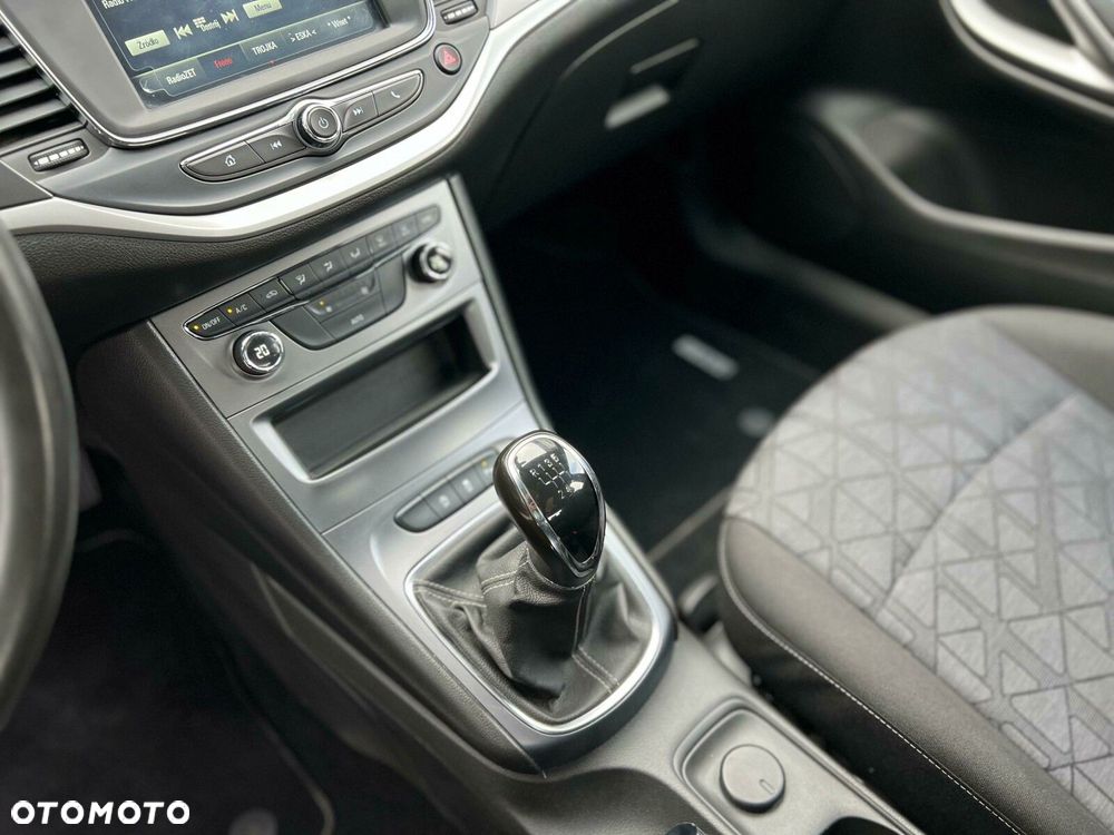 Opel Astra - 14