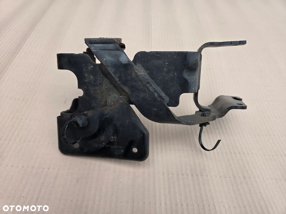 Mocowanie uchwyt pompy hamulcowej Peugeot 208 II    9831013180 - 3