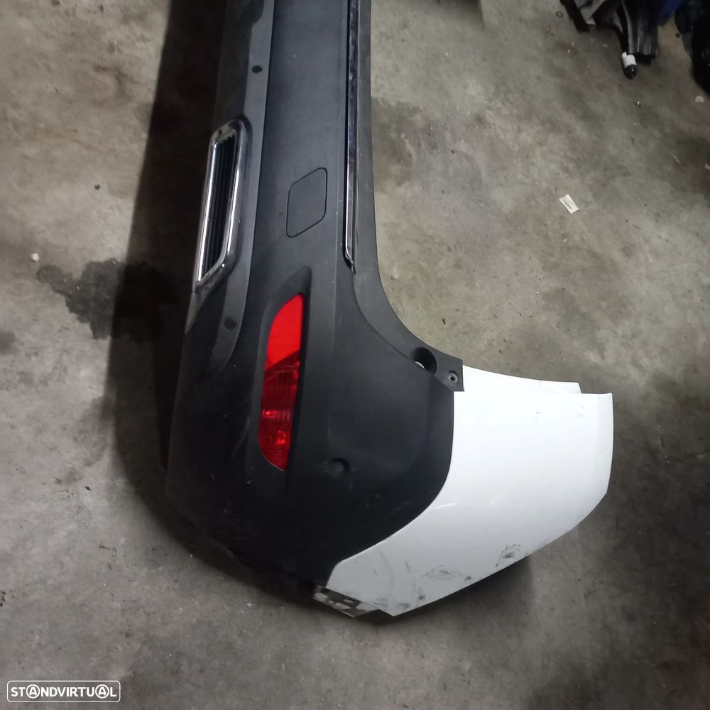 Para choques tras peugeot 5008 gt line - 1