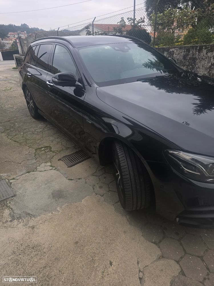 Mercedes-Benz E 300 - 4