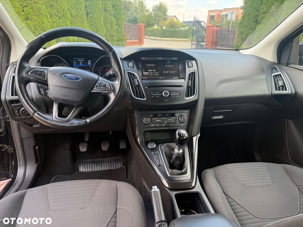Ford Focus 1.0 EcoBoost Titanium - 21