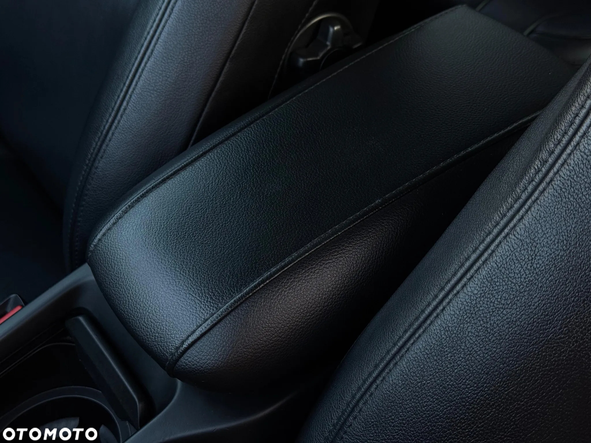 Volvo V40 D4 Drive-E Summum - 17