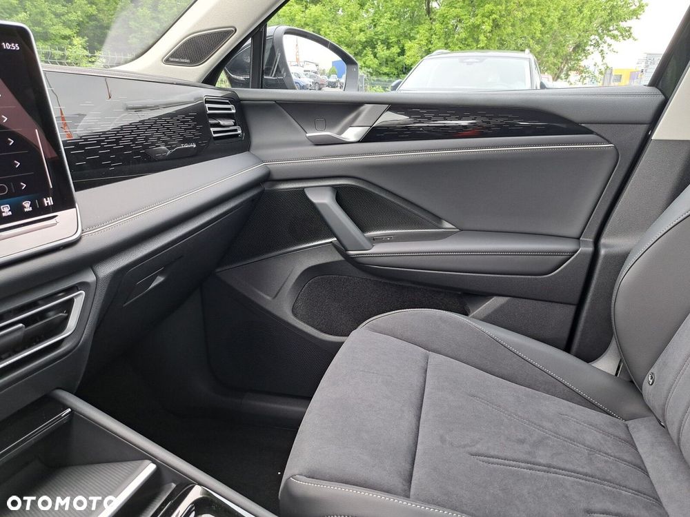 Volkswagen Tiguan 2.0 TDI Elegance DSG - 22
