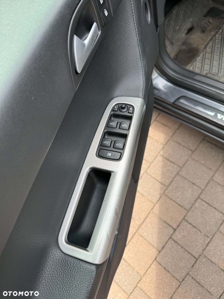 Volvo V50 D5 DPF Kinetic - 11