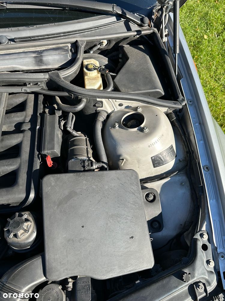 BMW Seria 3 320i - 29