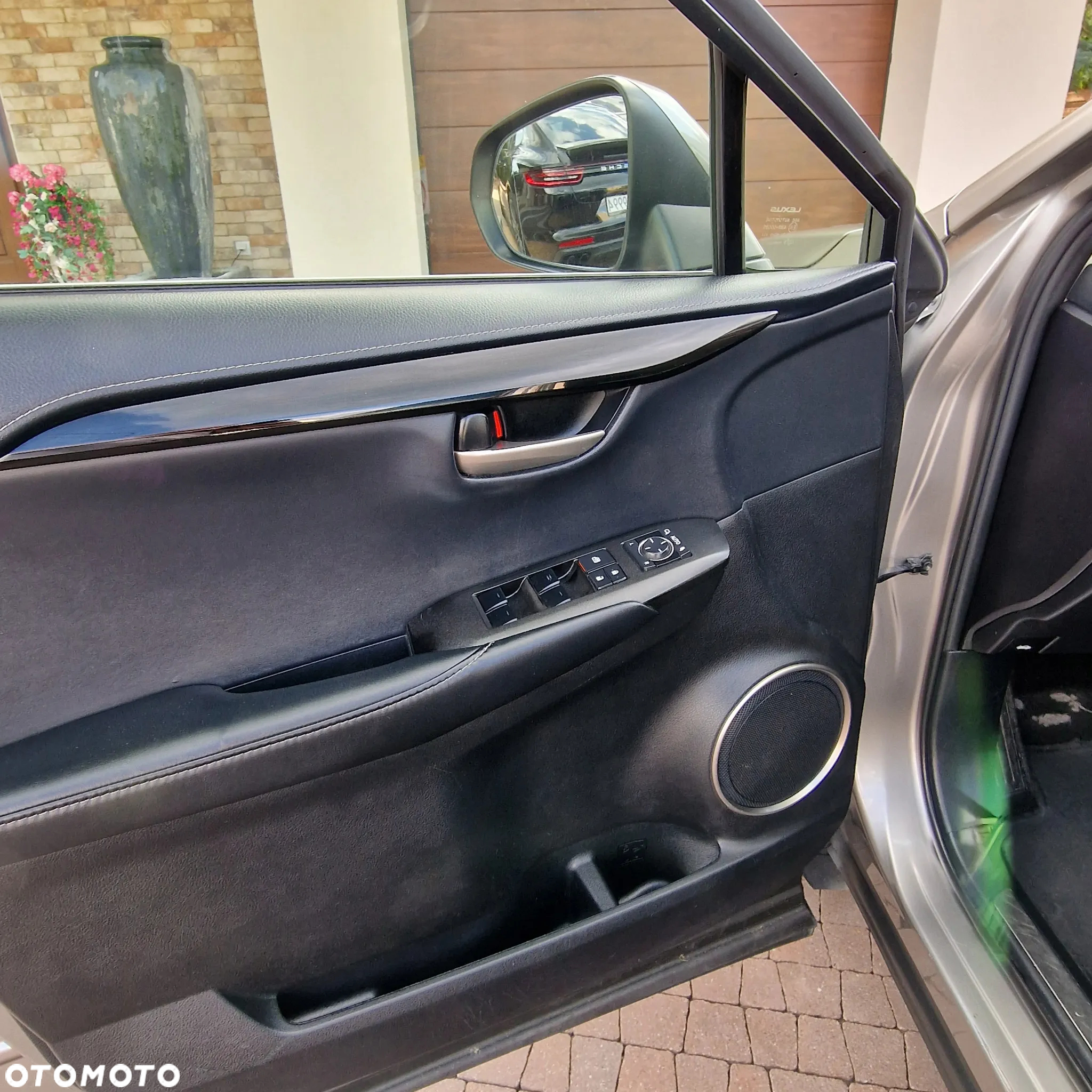 Lexus NX 200t Comfort AWD - 10