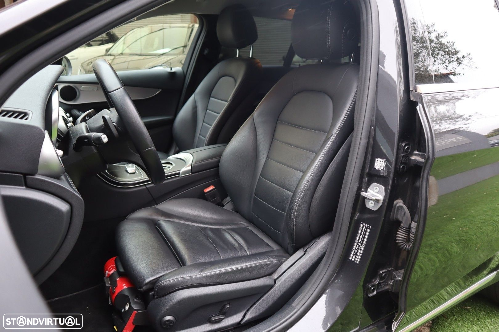 Mercedes-Benz C 300 de Avantgarde - 26