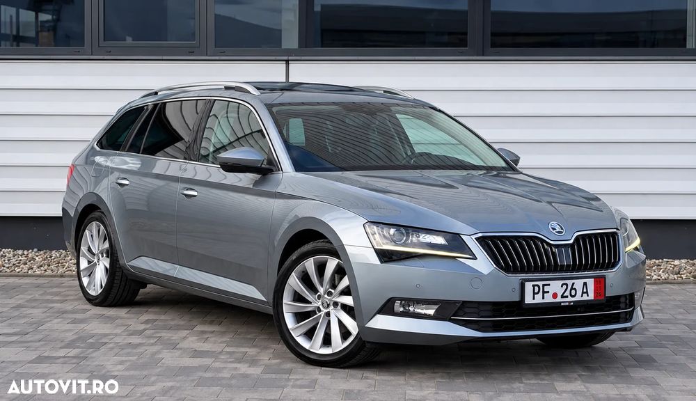 Skoda Superb 2.0 TDI DSG Style - 1