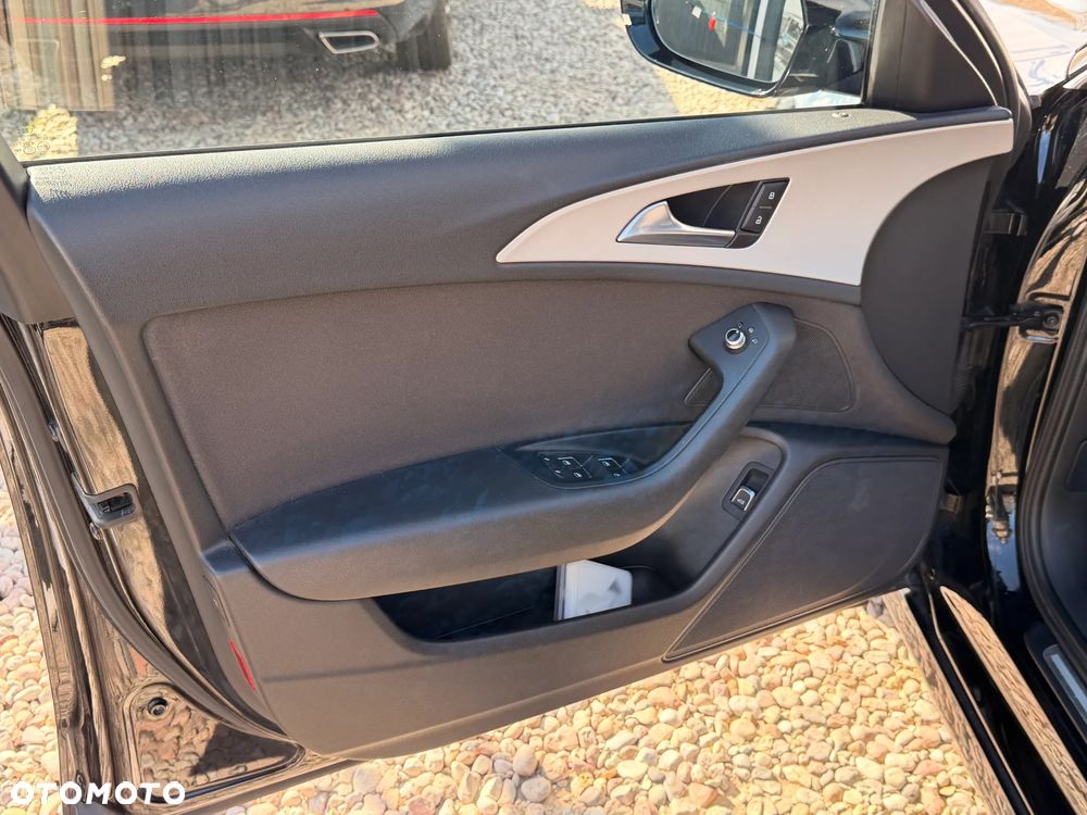 Audi A6 Avant 2.0 TDI Ultra S tronic - 16