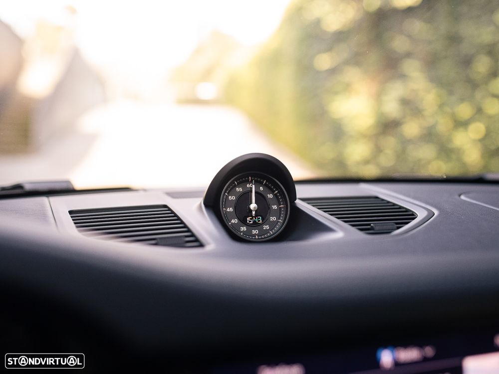 Porsche 911 (992) - 41