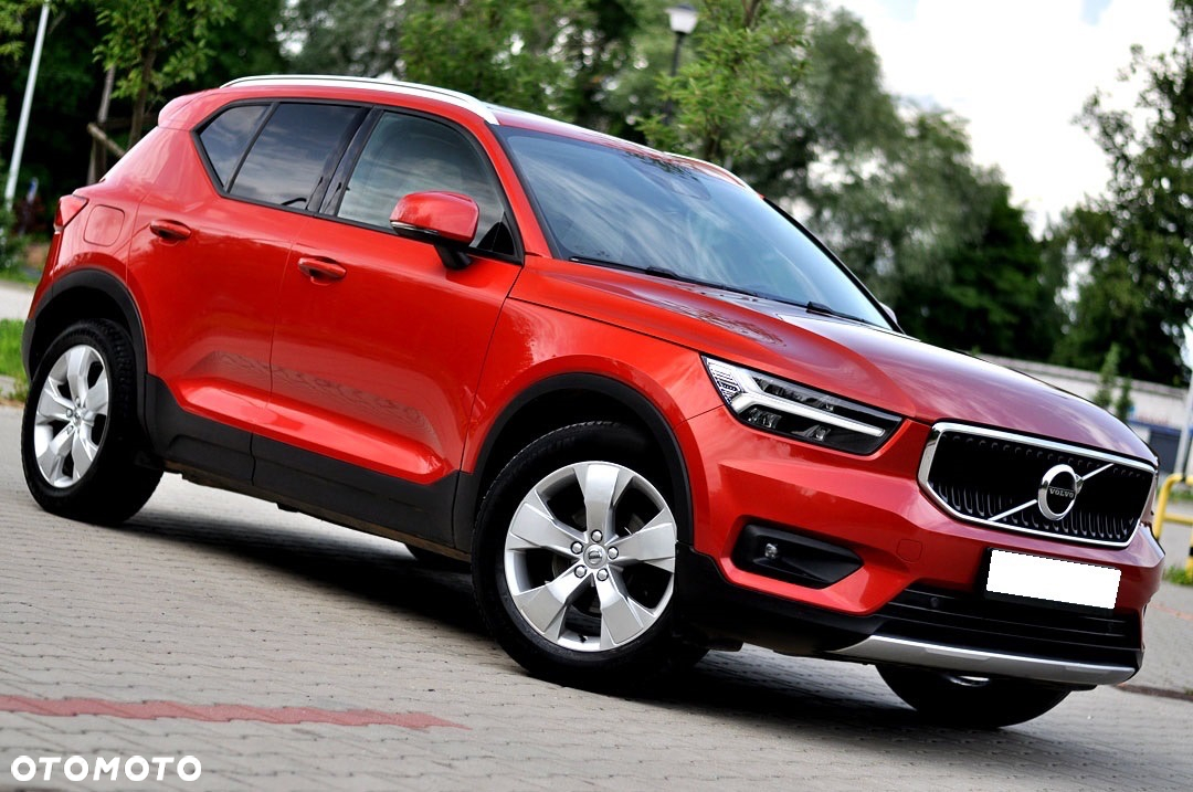 Volvo XC 40 T3 Geartronic Momentum Pro - 11