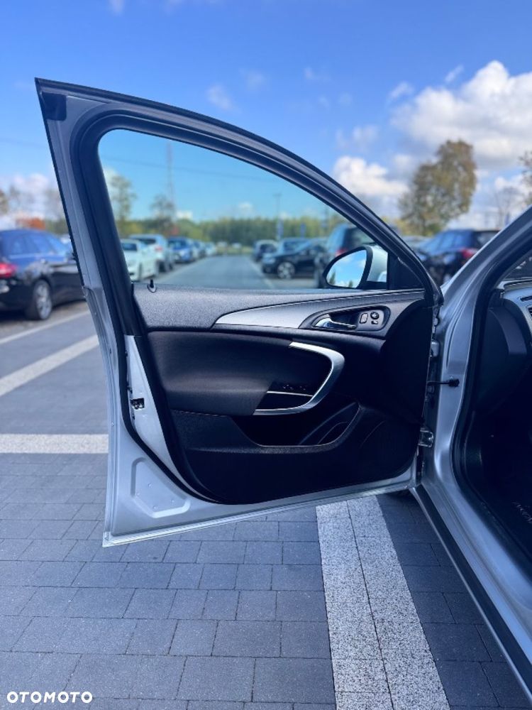 Opel Insignia - 16