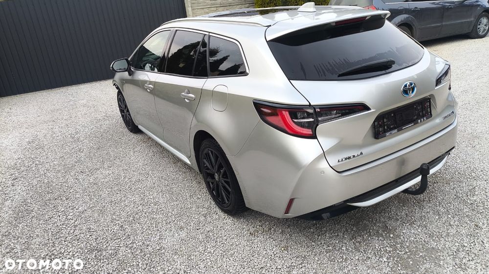 Toyota Corolla - 10