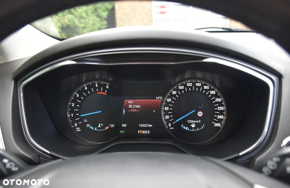 Ford Mondeo 2.0 TDCi Start-Stopp PowerShift-Aut Titanium - 23