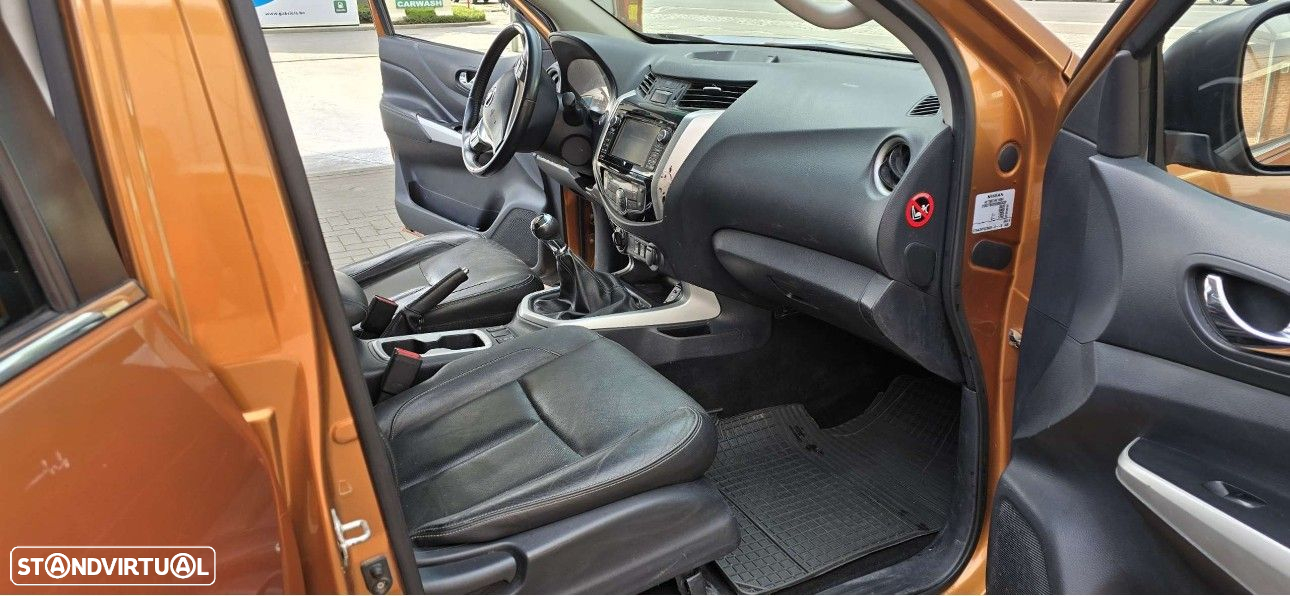 Nissan Navara 2.3 dCi CD 4WD Tekna - 12