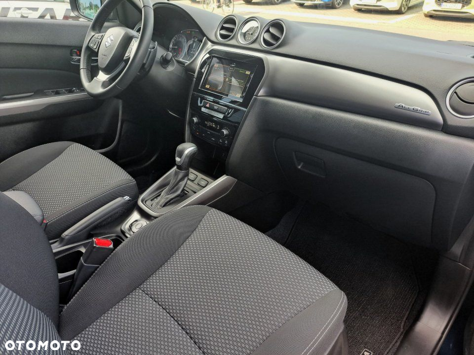 Suzuki Vitara - 8
