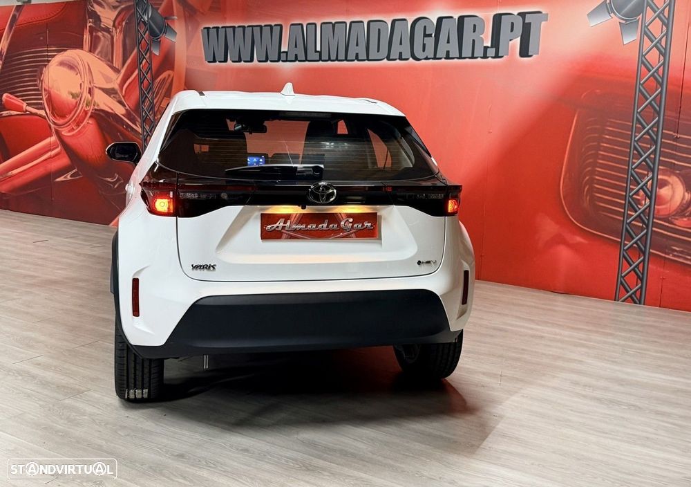 Toyota Yaris Cross 1.5 HDF Comfort Plus - 4