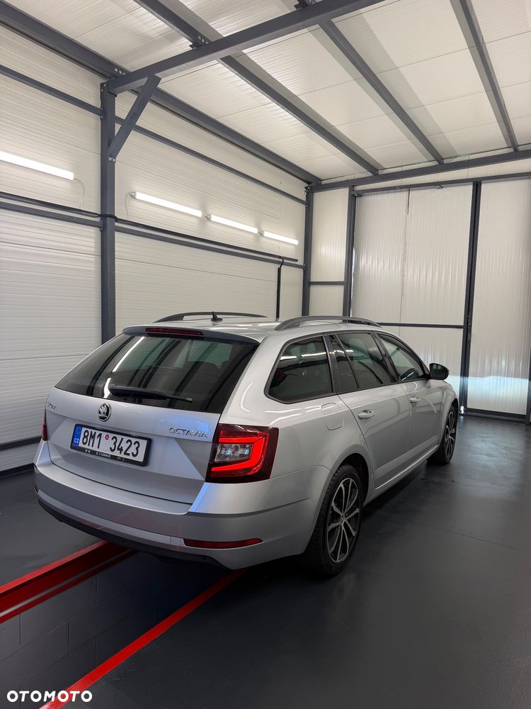 Skoda Octavia - 2