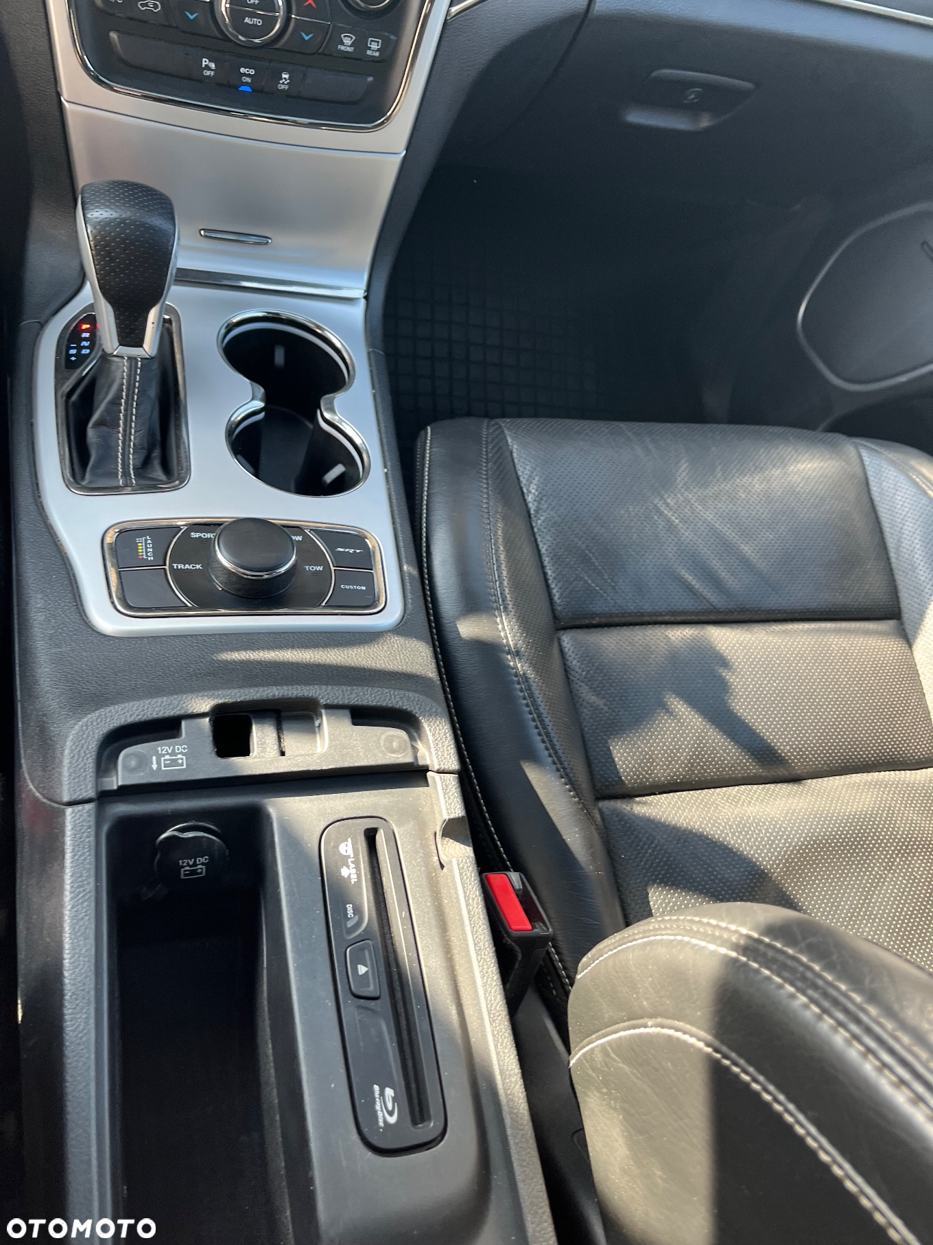 Jeep Grand Cherokee 6.4 V8 Hemi 4WD Automatik SRT - 33