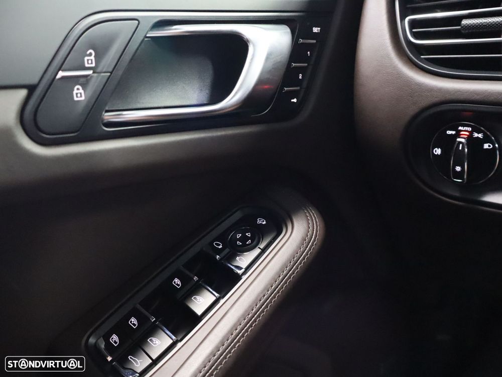 Porsche Macan 2.0T - 16