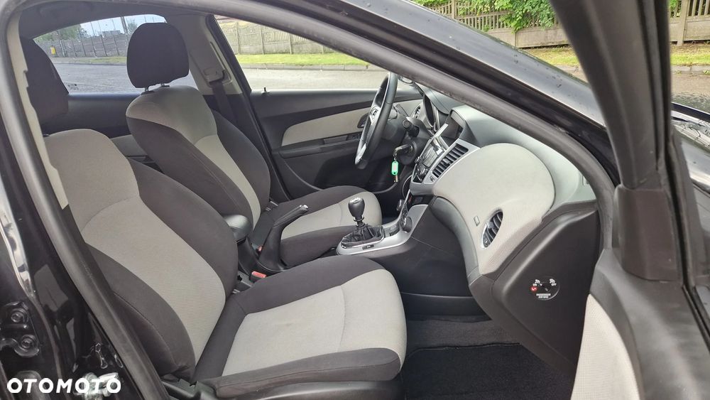 Chevrolet Cruze 1.8 LT+ - 14