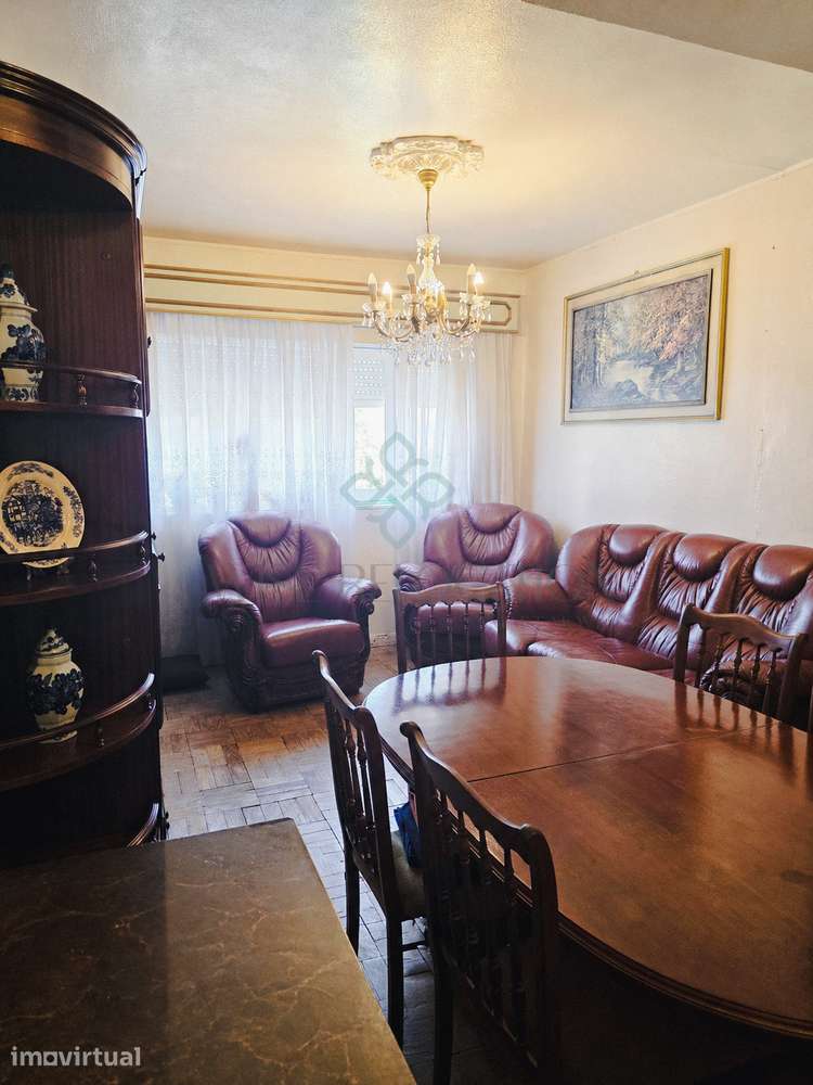 T2 com Elevado Potencial de Valorização no Coração de Lamego - Grande imagem: 3/23