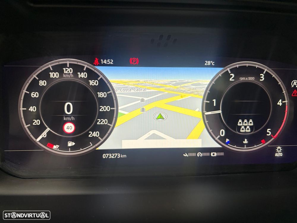 Land Rover Discovery Sport 2.0 eD4 R-Dynamic SE 7L - 21