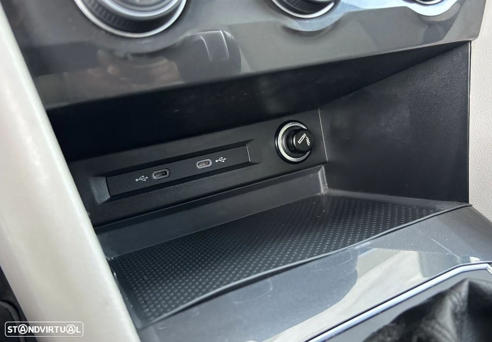 VW Tiguan Allspace 2.0 TDI Confortline DSG - 37