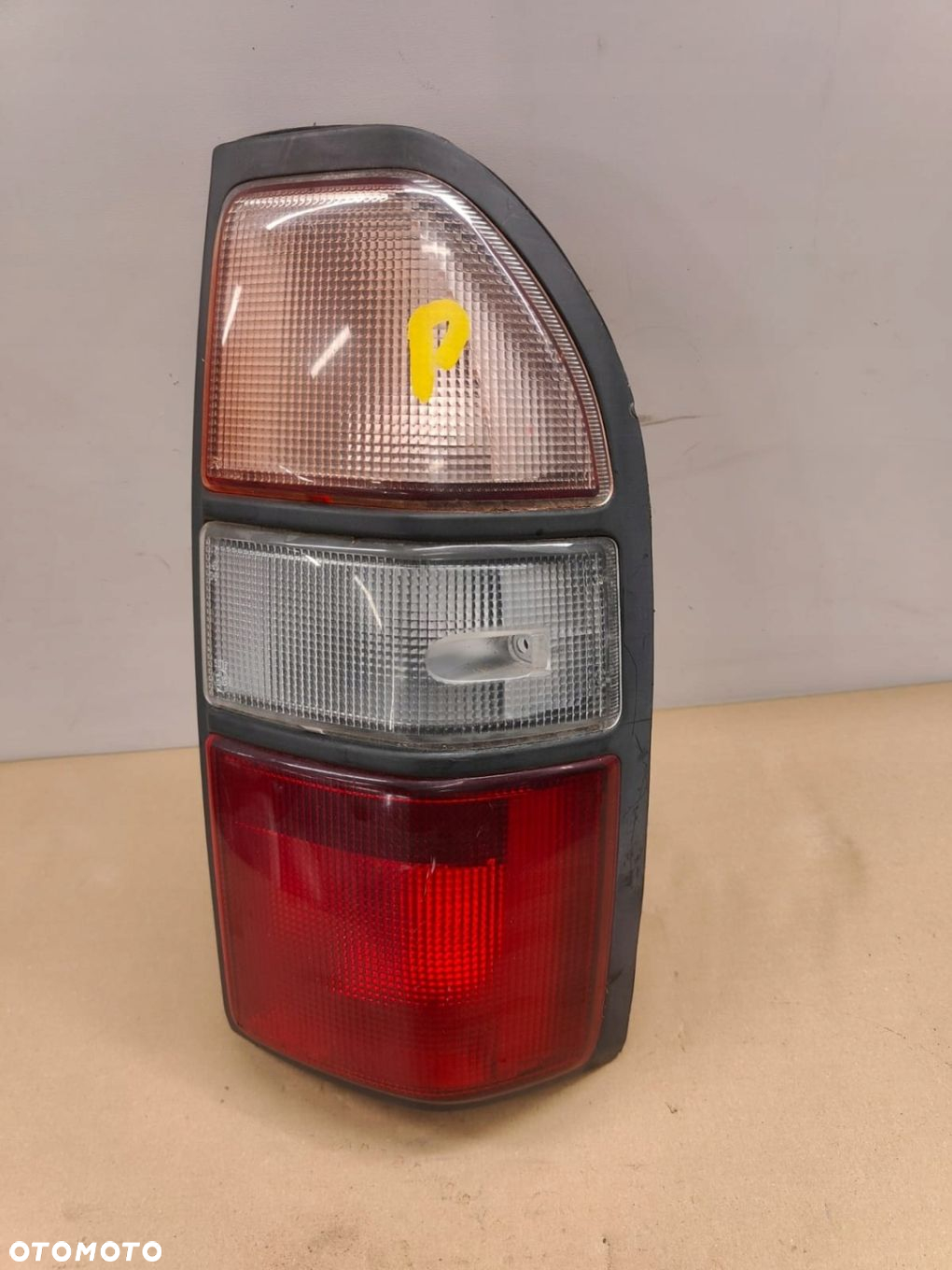Toyota land cruiser 90-95 LAMPA PRAWY TYŁ PRAWA TYLNA - 2