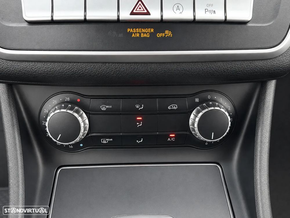 Mercedes-Benz CLA 180 d Shooting Brake Urban - 30