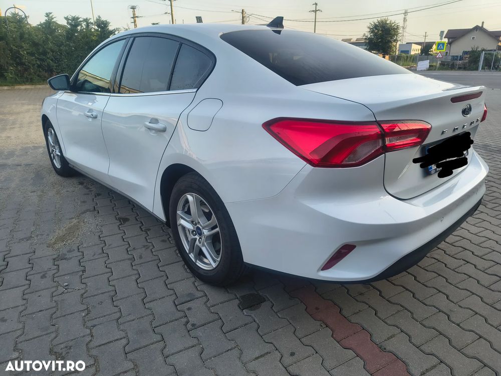 Ford Focus 1.0 EcoBoost Titanium - 5