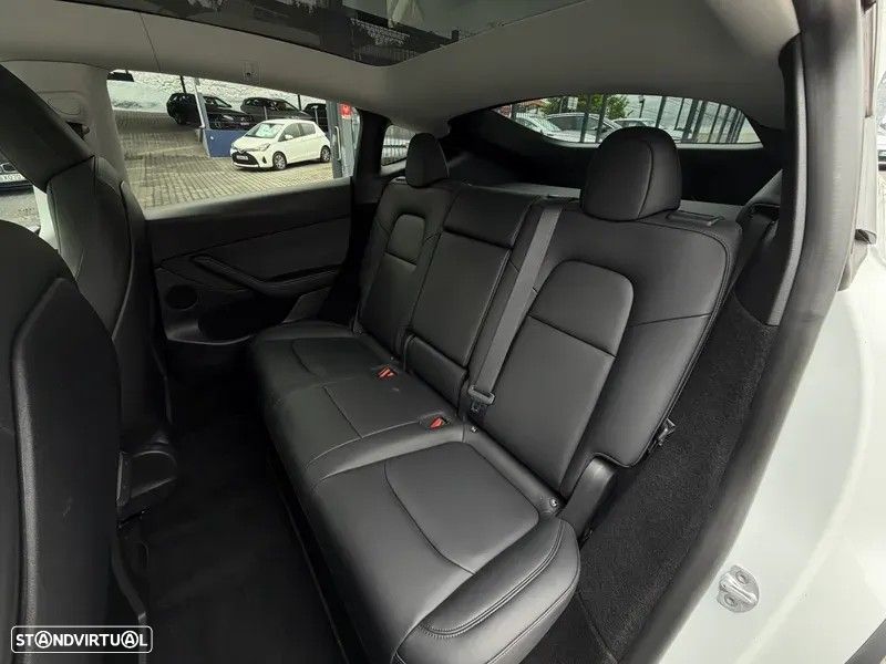 Tesla Model Y Long Range Tração Integral - 51