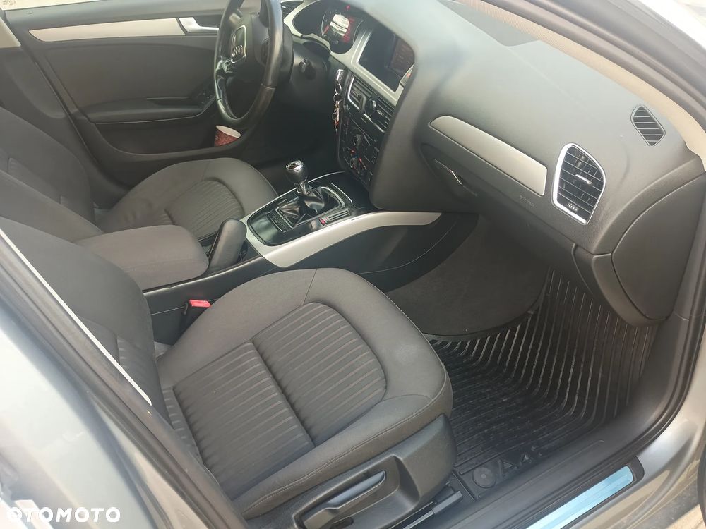 Audi A4 Avant - 10