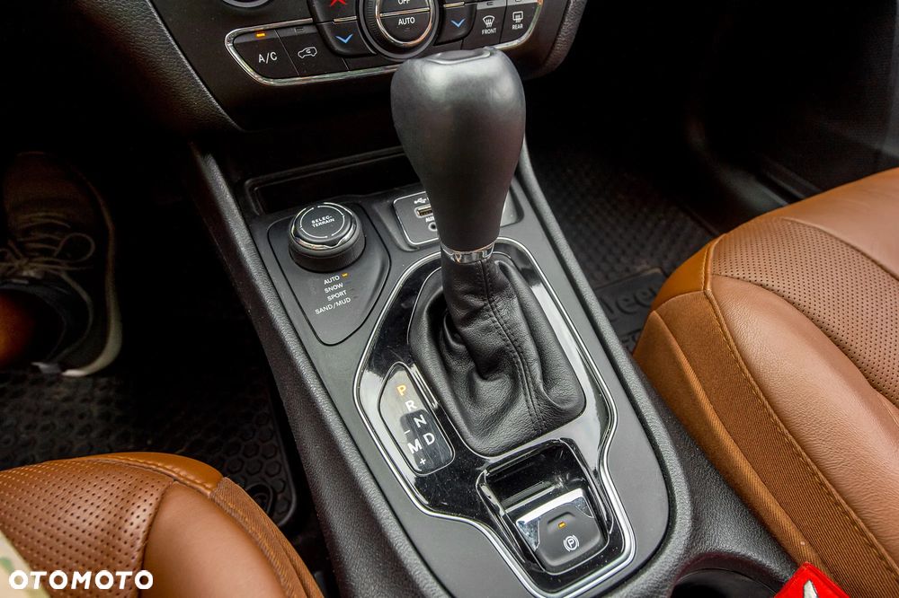 Jeep Cherokee 2.0 GME Active Drive I Overland - 14