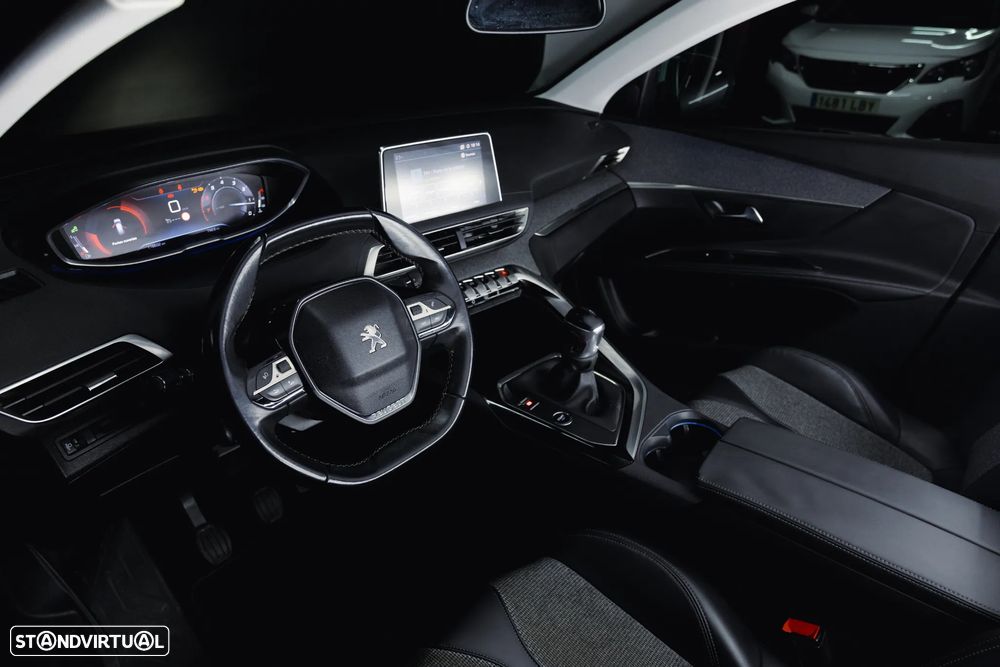 Peugeot 5008 1.2 PureTech Allure - 5