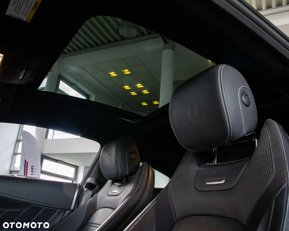 Mercedes-Benz Klasa C AMG 63 S Coupe AMG Speedshift MCT 9G - 17