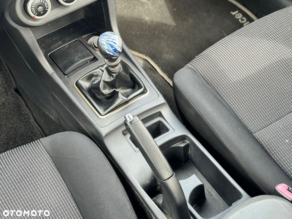 Mitsubishi Lancer 2.0 DID Instyle - 27