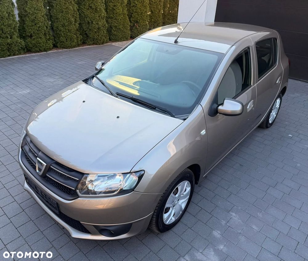 Dacia Sandero 1.2 16V Laureate - 10