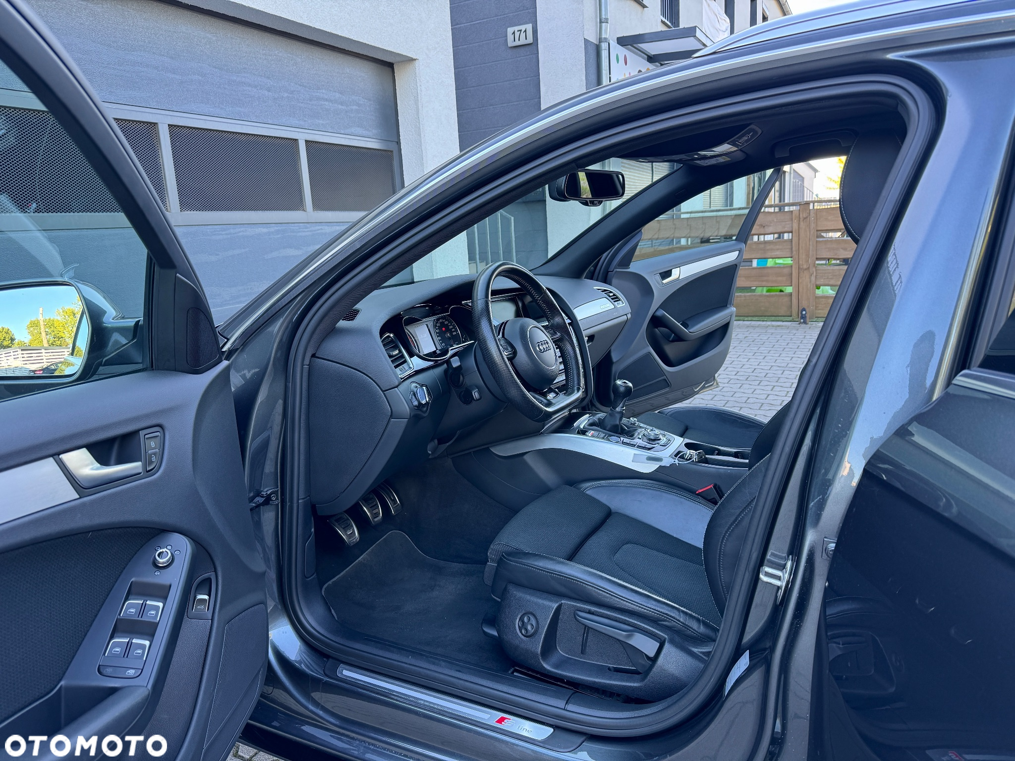 Audi A4 Avant 2.0 TDI DPF clean diesel quattro S line Sportpaket - 24
