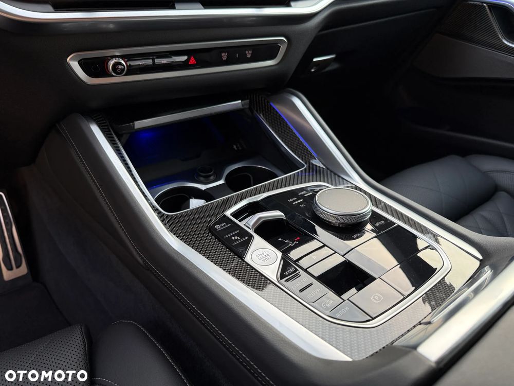 BMW X6 - 16