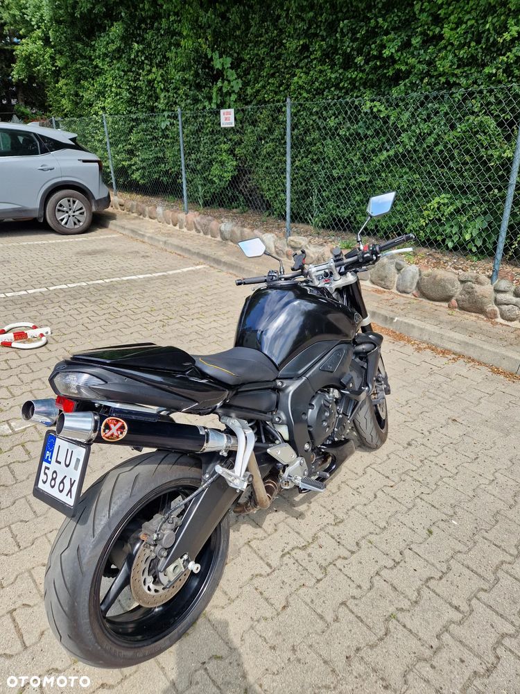 Yamaha FZ - 4