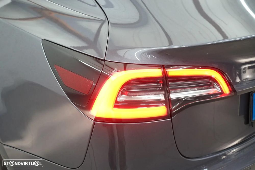 Tesla Model 3 Standard Range Plus RWD - 14