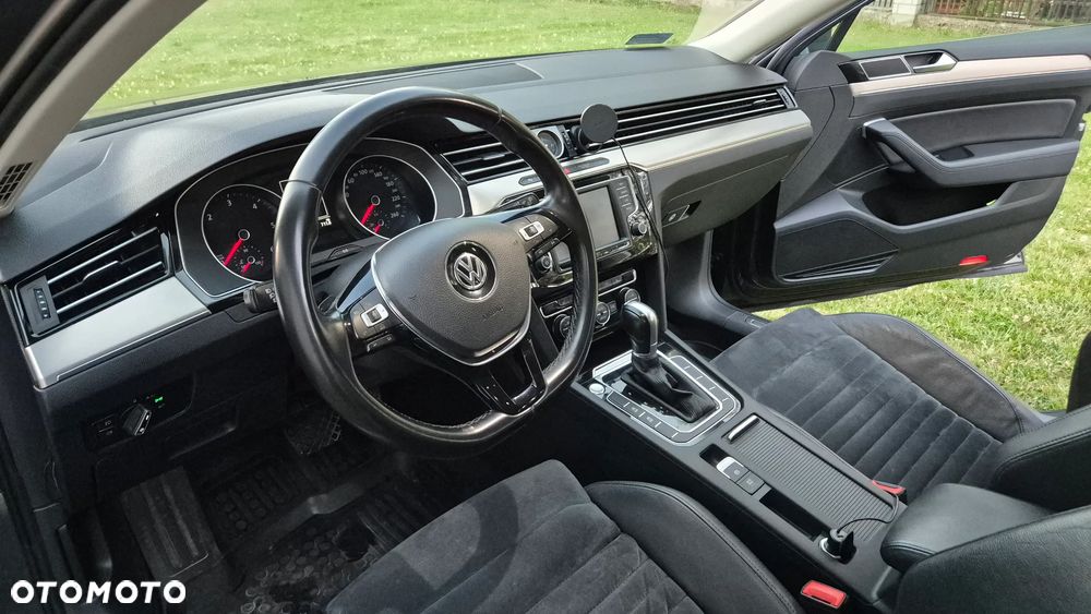 Volkswagen Passat 2.0 TDI BMT Highline DSG - 27
