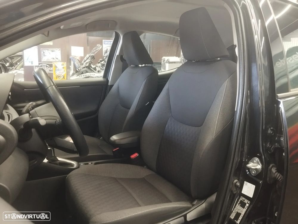 Toyota Yaris 1.5 HDF Comfort - 16